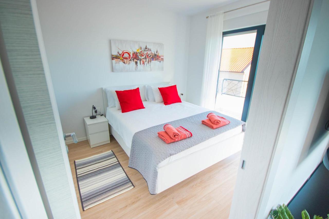 Apartmani Le-Lu Kaštela Eksteriør bilde